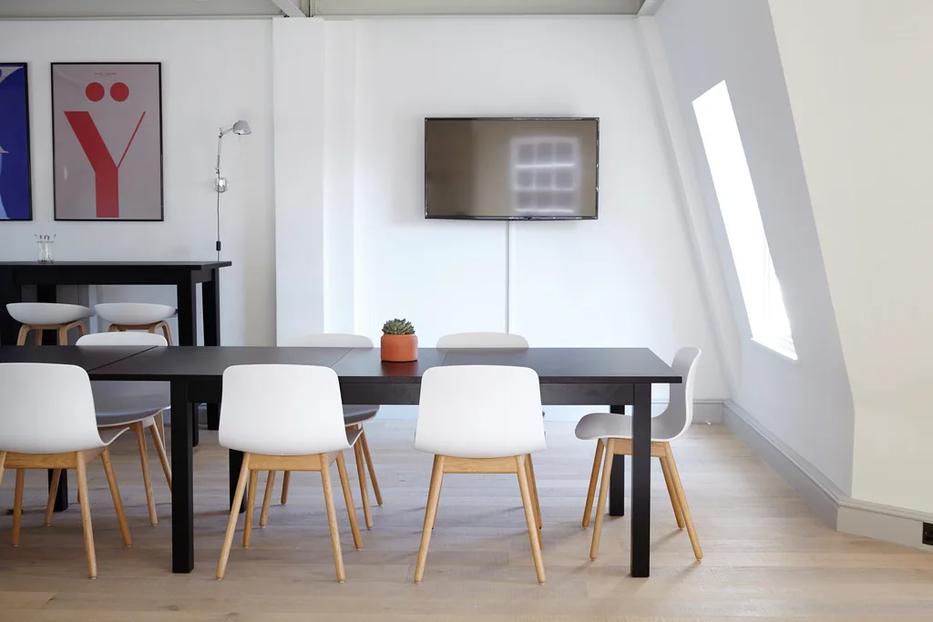 Ortak Masa Coworking — Sabit masa