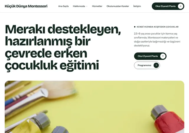 Montessori Anaokulu şablonunun ana sayfası: Montessori yaklaşımlı anaokulları için doğal, sakin ve sıcak şablon.