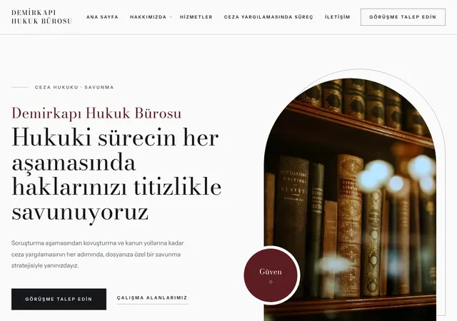 Ceza Hukuku Bürosu şablonunun ana sayfası: Ceza hukuku alanında çalışan avukatlık büroları için ciddi, sakin ve güven veren bir şablon.
