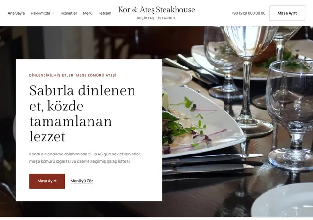 Steakhouse web sitesi şablonu ana sayfa görünümü